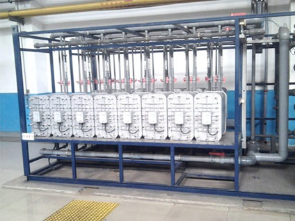 車(chē)用尿素生產(chǎn)設(shè)備